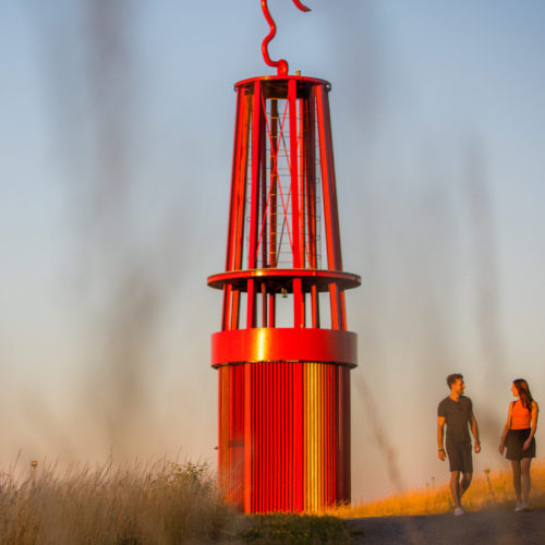 Das Bild zeigt das Geleucht auf der Halde Rheinpreußen in Moers