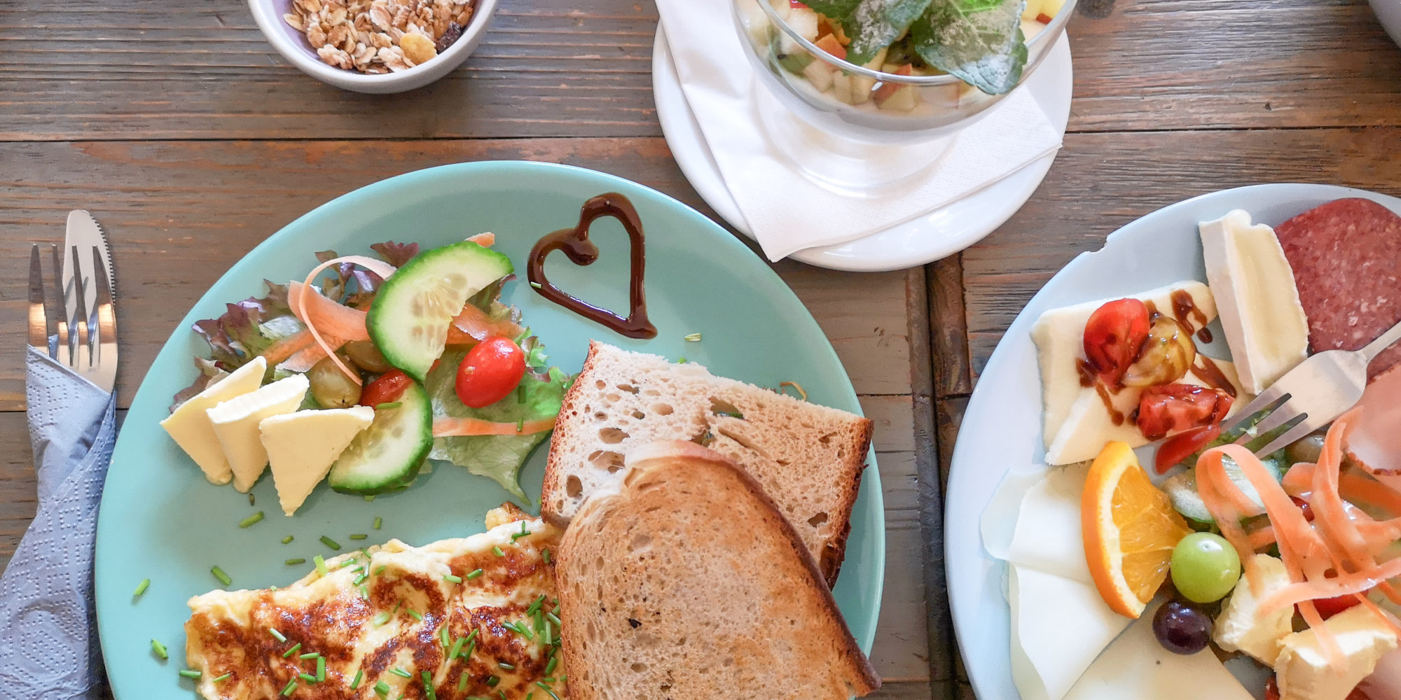 Das Foto zeigt Frühstück im Café Corretto in Bottrop