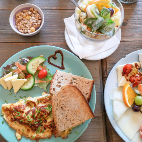 Das Foto zeigt Frühstück im Café Corretto in Bottrop