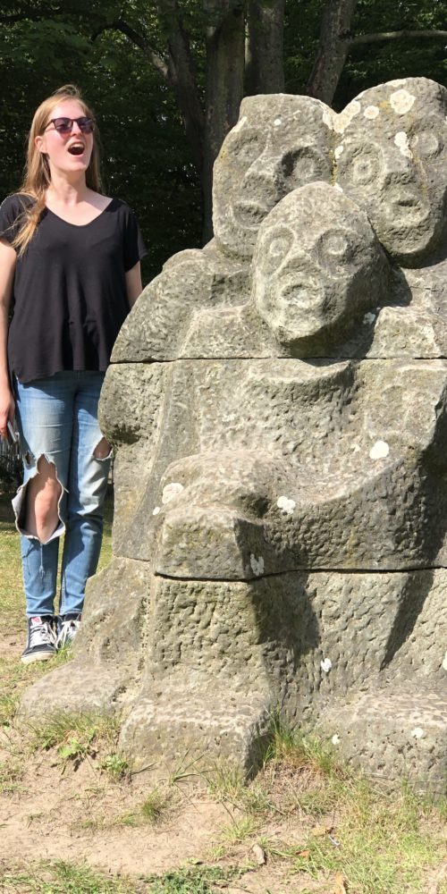 Das Bild zeigt die Skulptur der Torschrei in Herne