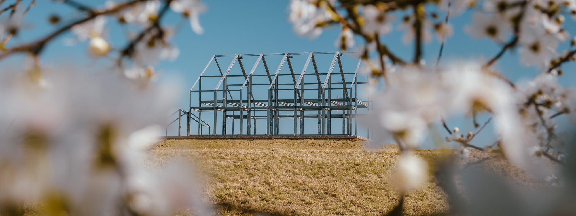 Das Bild zeigt das Hallenhaus der Halde Norddeutschland