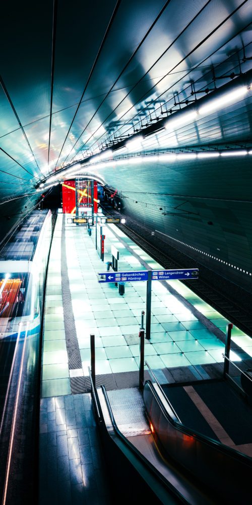 The picture shows a subway station in Bochum