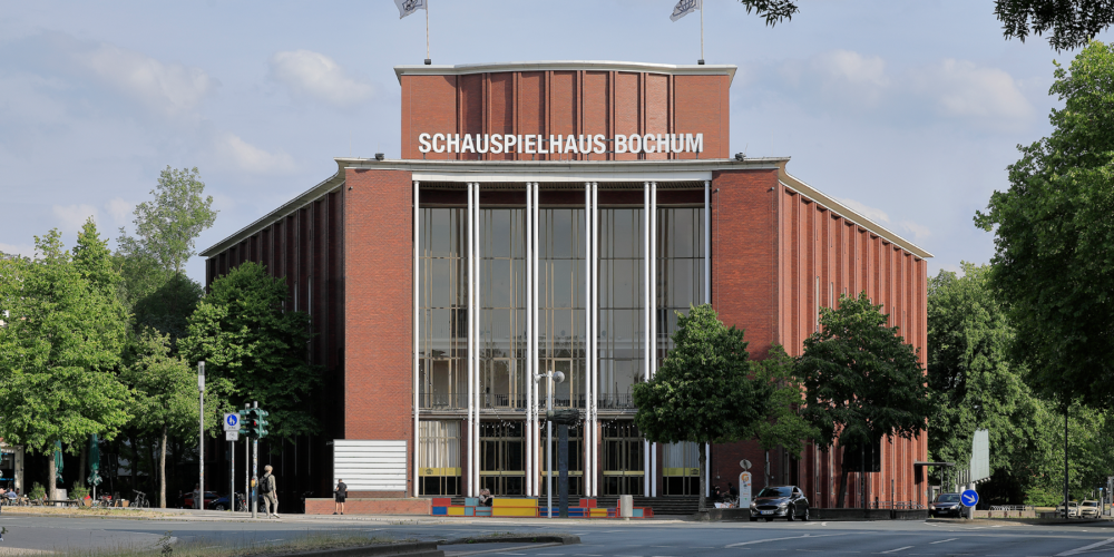 Das Foto zeigt das Schauspielhaus Bochum. eine der RuhrBühnen im Ruhrgebiet