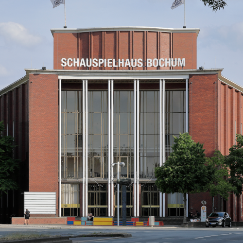 Das Foto zeigt das Schauspielhaus Bochum. eine der RuhrBühnen im Ruhrgebiet