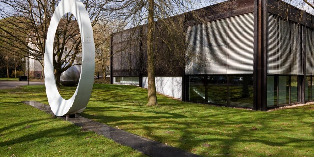 Das Foto zeigt das Josef Albers Museum Quadrat Bottrop, eines der RuhrkunstMuseen im Ruhrgebiet