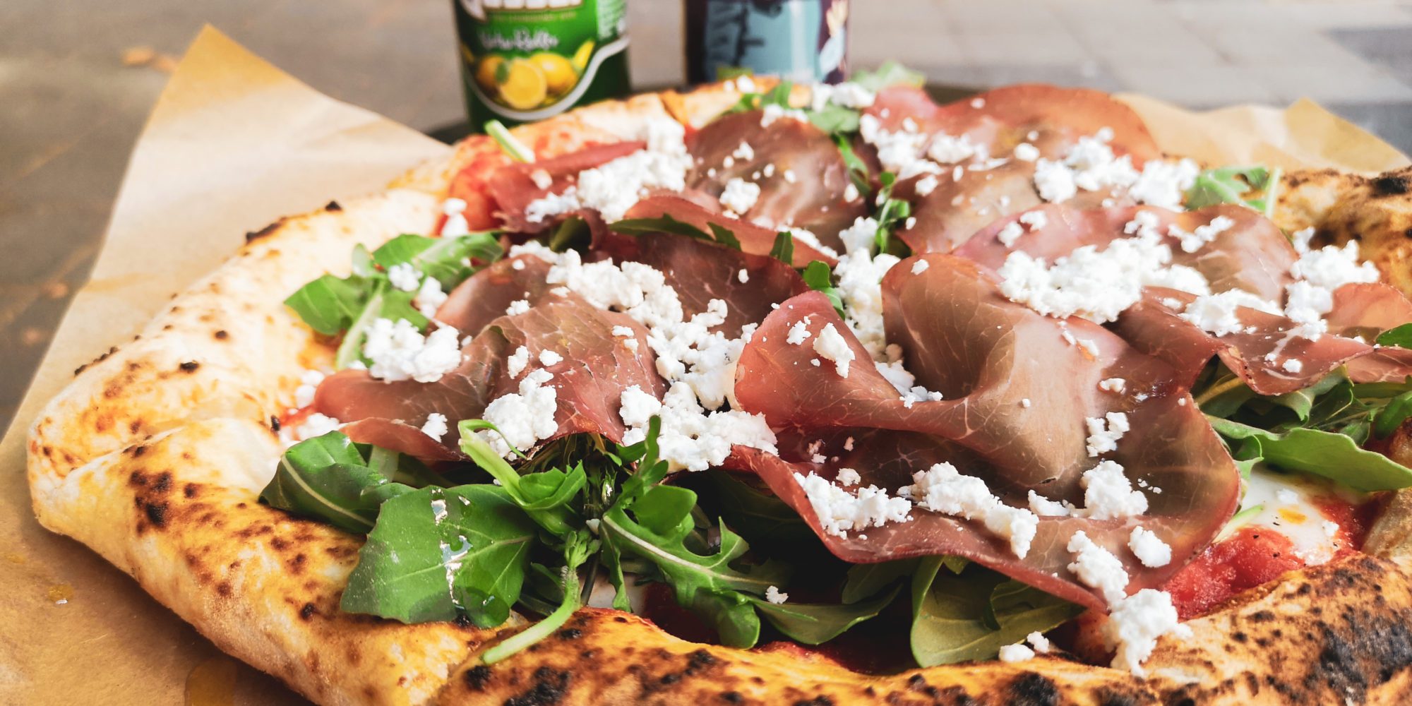 Das Foto zeigt Pizza im Szeneviertel Bochum-Ehrenfeld