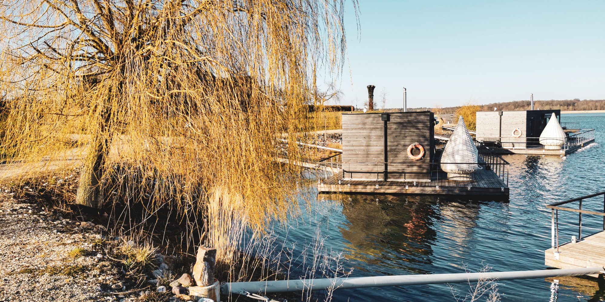 Das Foto zeigt das Hausboot Niederrhein in Wesel