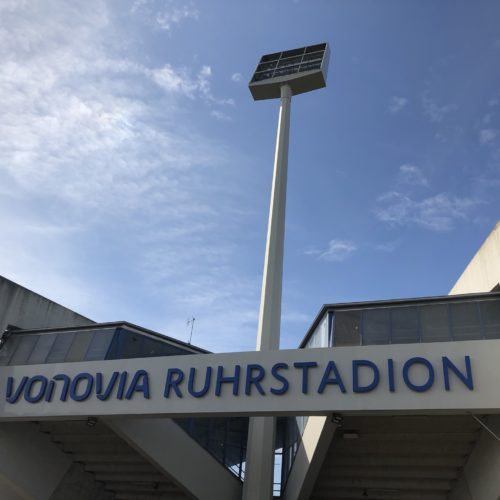 Das Bild zeigt das Vonovia Ruhrstadion in Bochum